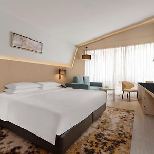Hyatt Place Bangkok Sukhumvit 1